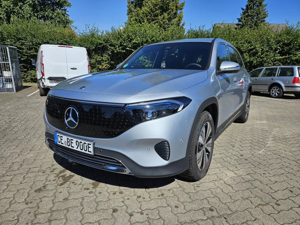 Mercedes-Benz EQB