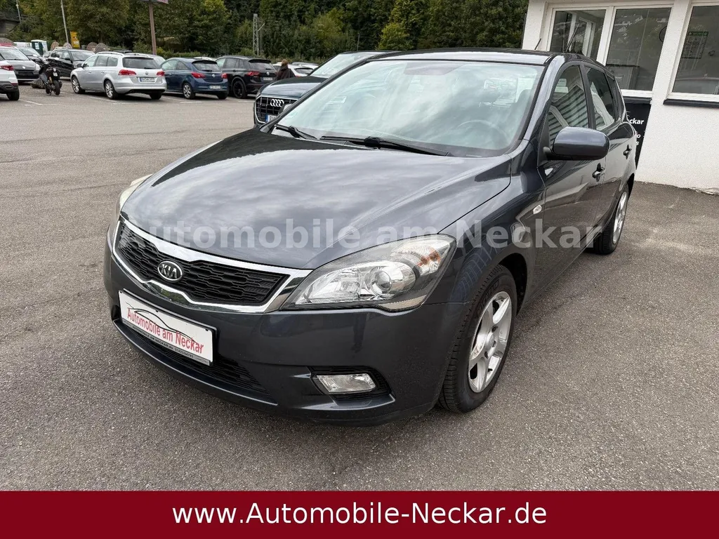 Kia cee'd / Ceed