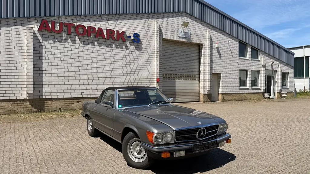 Mercedes-Benz SL 380