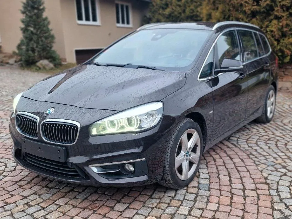 BMW 220