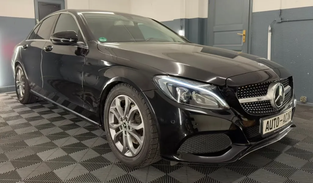 Mercedes-Benz C 180