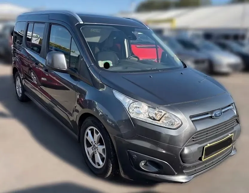 Ford Grand Tourneo