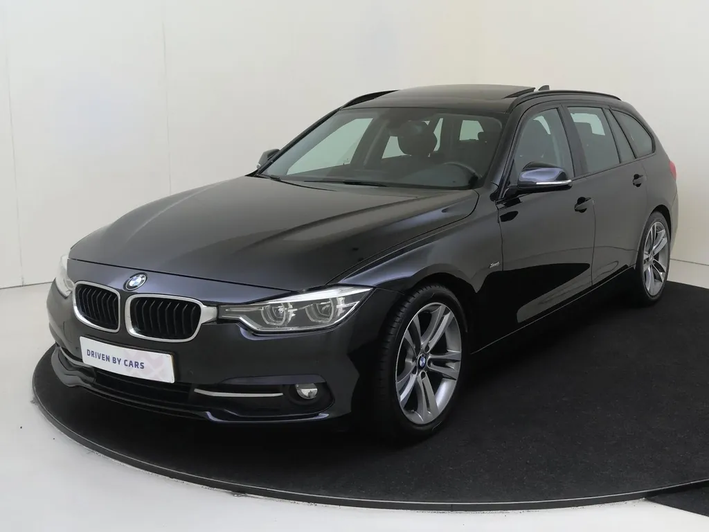 BMW 320