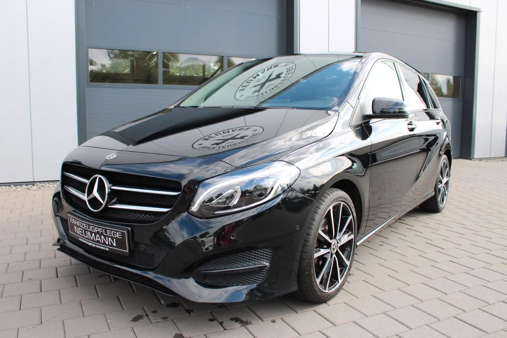 Mercedes-Benz B 200