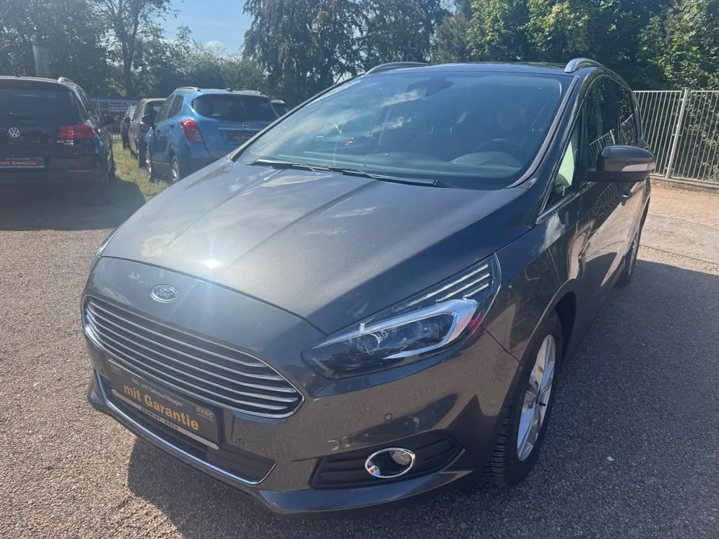 Ford S-Max