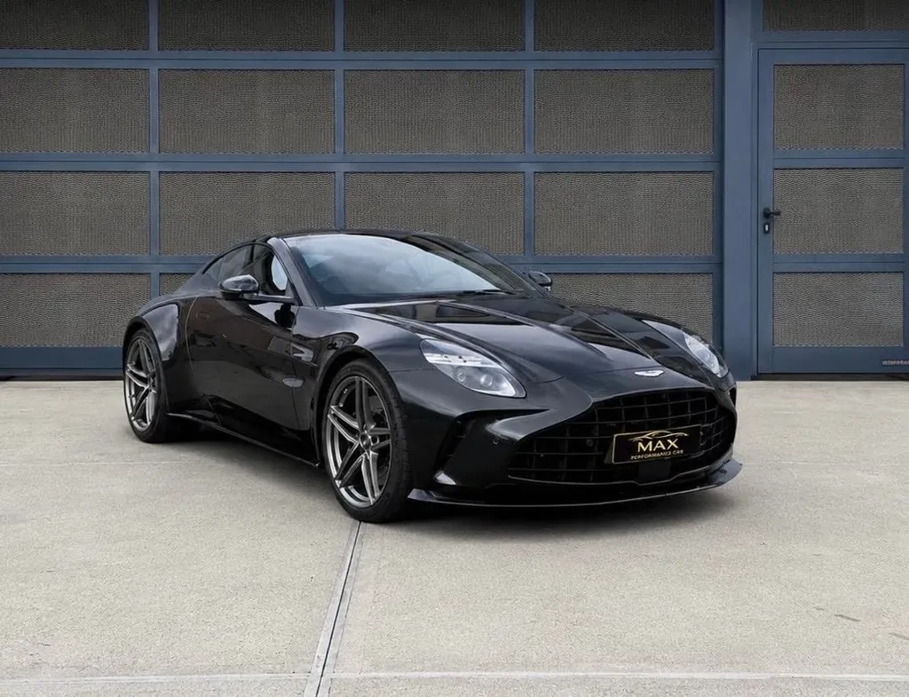 Aston Martin V8 Vantage