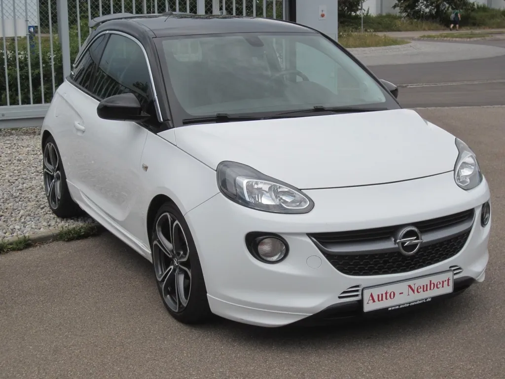 Opel Adam