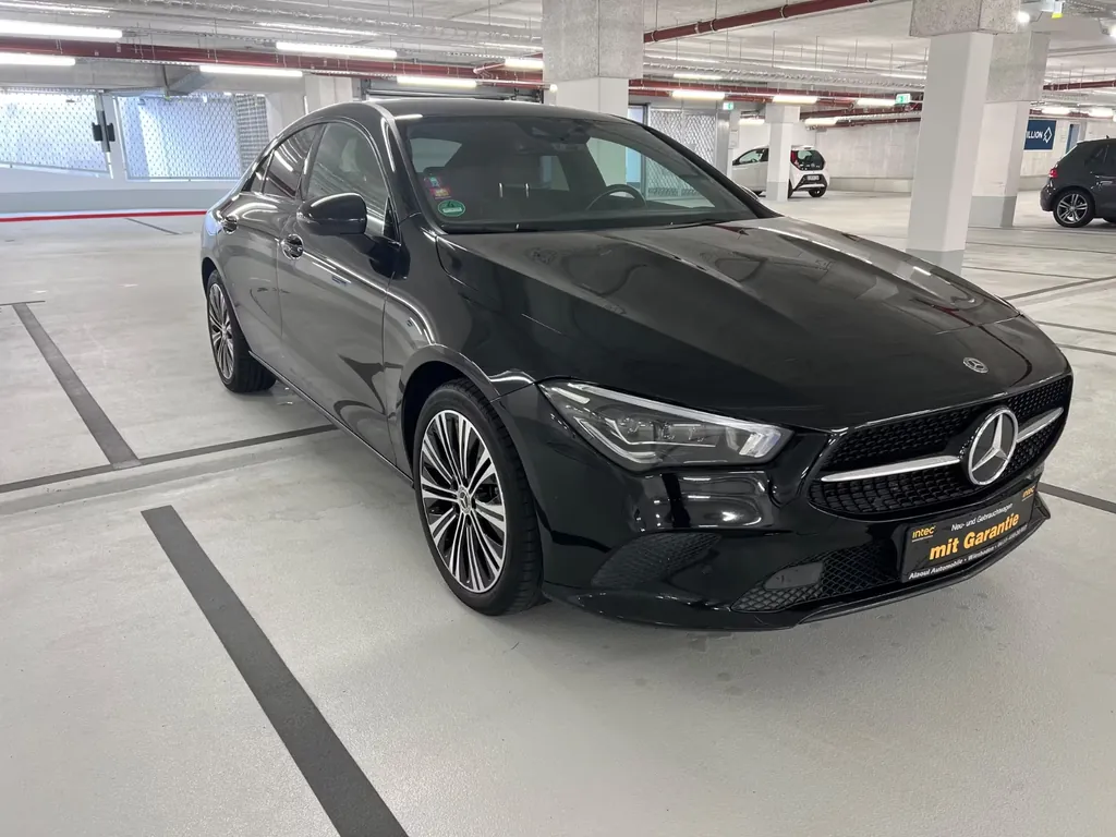 Mercedes-Benz CLA 250