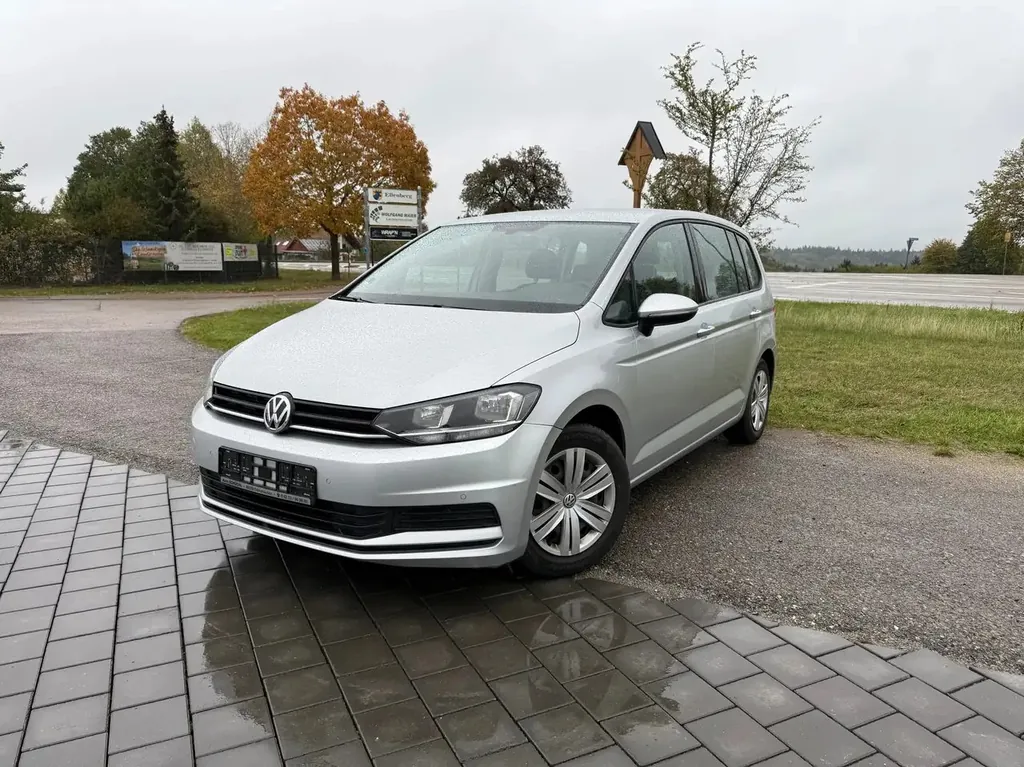 Volkswagen Touran Trendline BMT / Start-Stop/ 7.SITZER / NAVI/ AHK/ TOUCH/ 3-ZONE