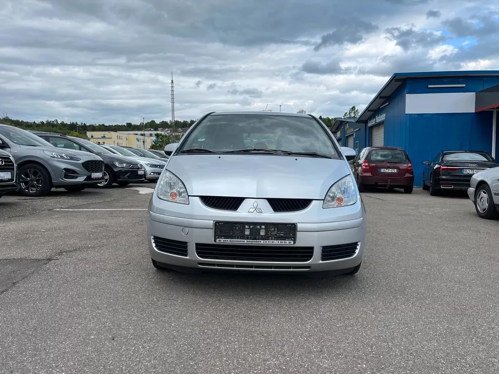 Mitsubishi Colt