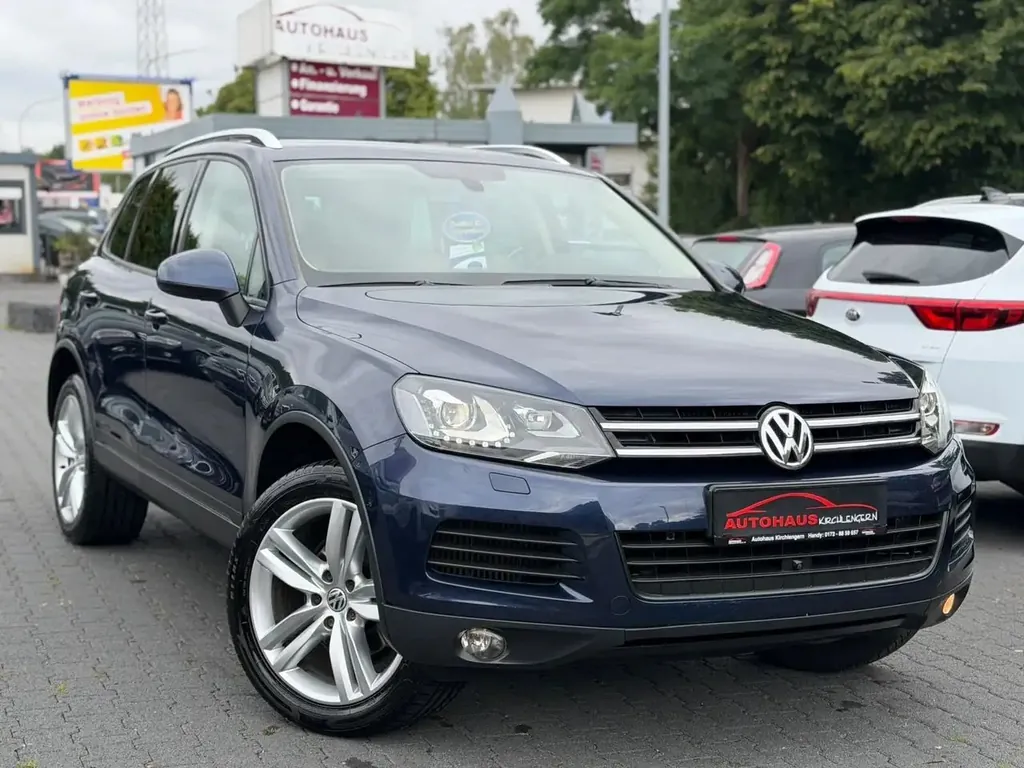 Volkswagen Touareg V6 3.0 TDI BMT 4Motion 8 Fach-Bereifung BlueMotion Scheckheft Anhängerkupplung HU/AU:NEU