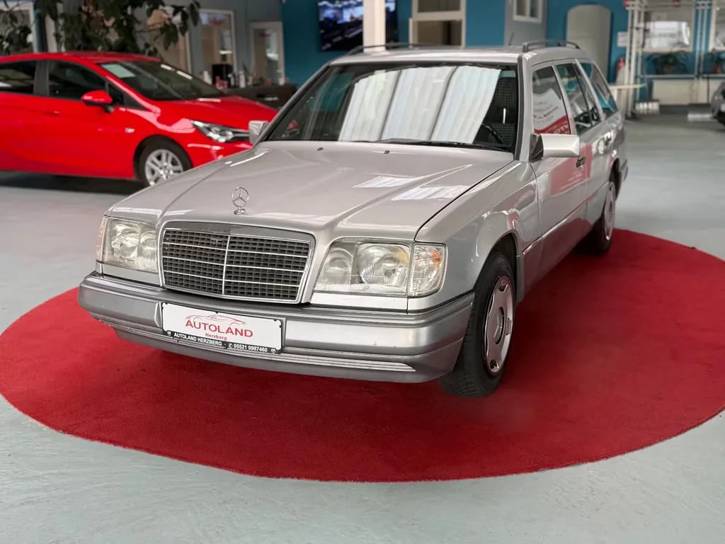 Mercedes-Benz E 250