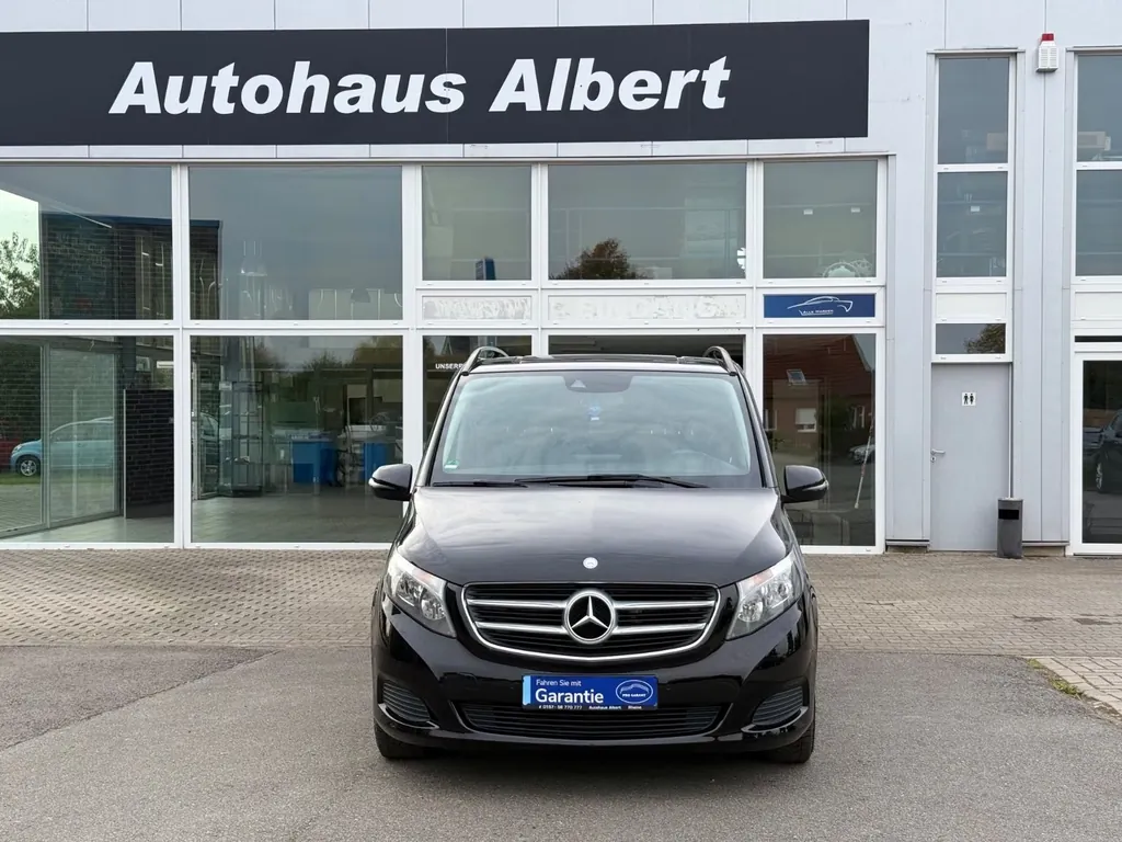 Mercedes-Benz V 250