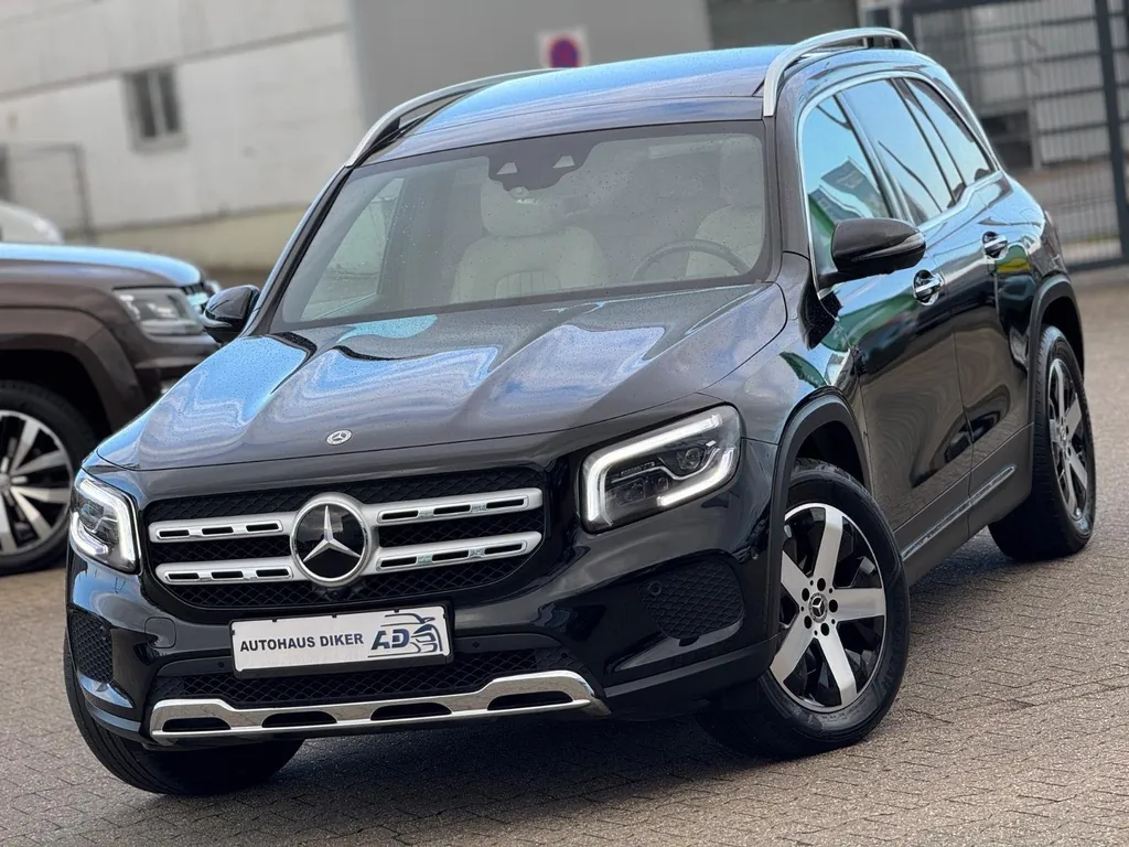 Mercedes-Benz GLB 180