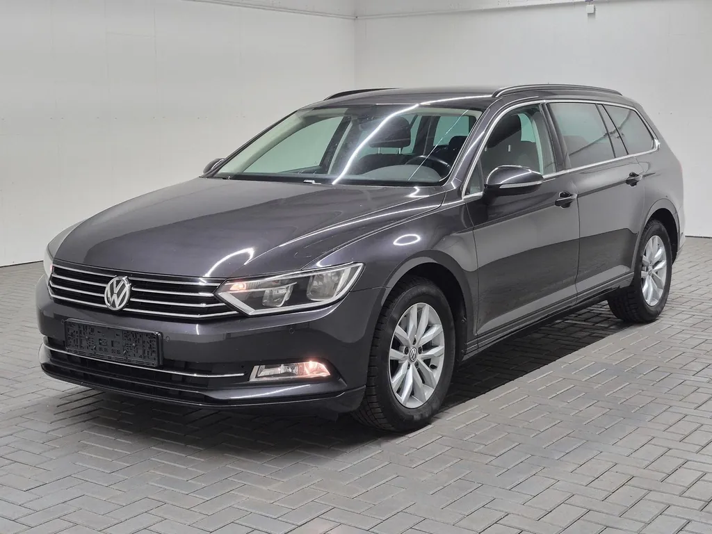 VW Passat Variant