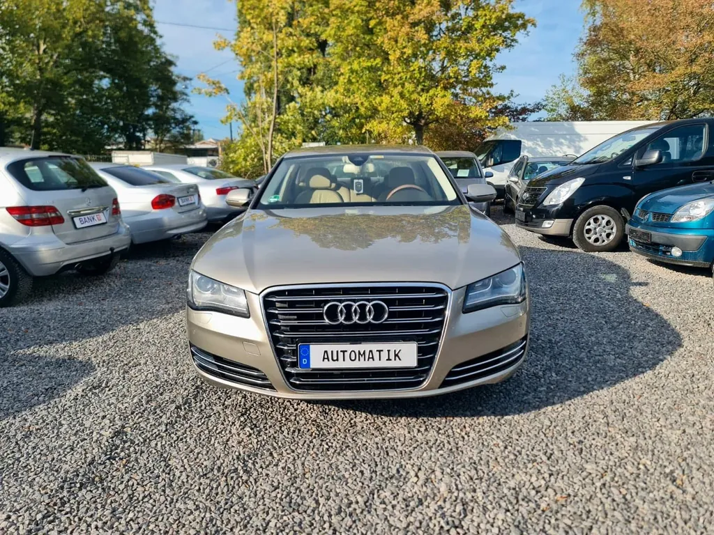 Audi A8
