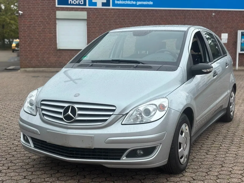 Mercedes-Benz B 170