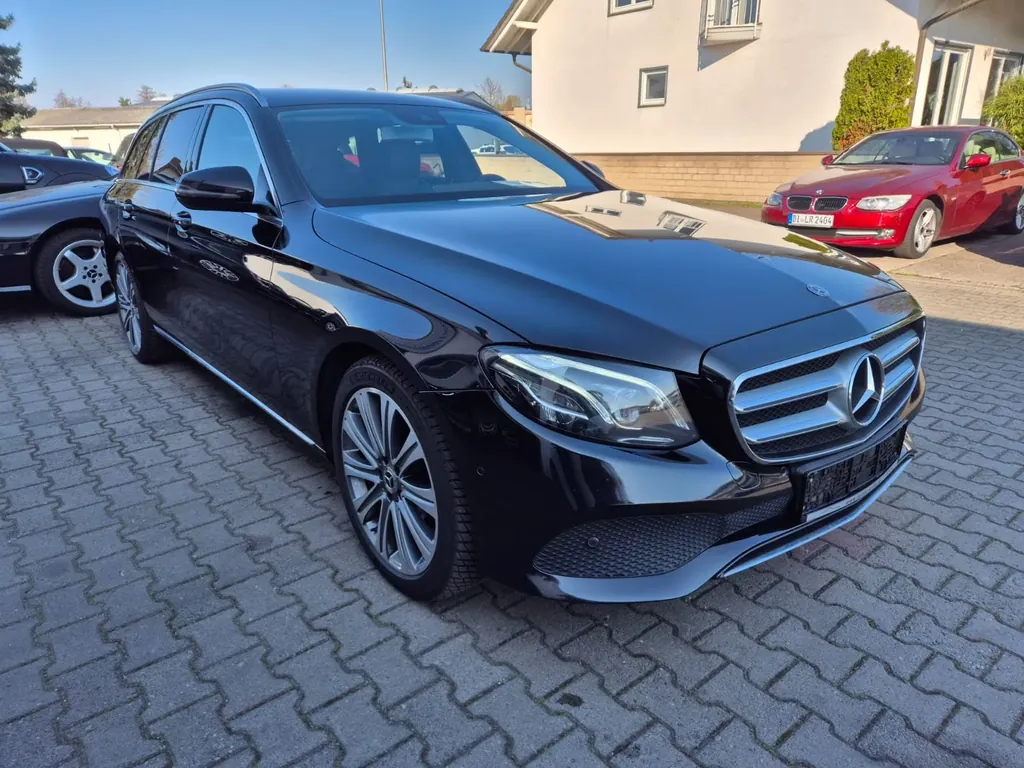 Mercedes-Benz E 400