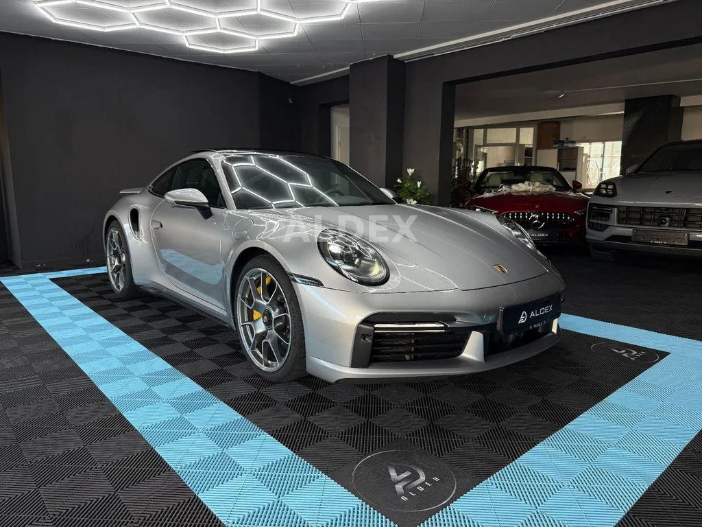 Porsche 992