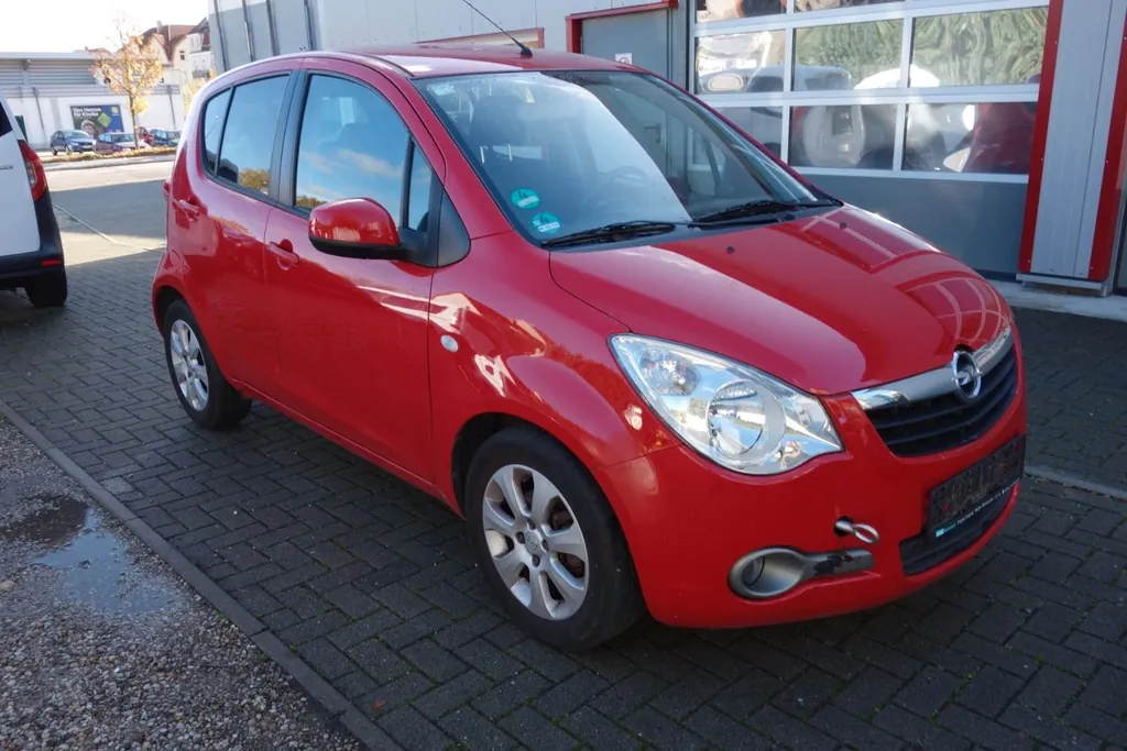 Opel Agila