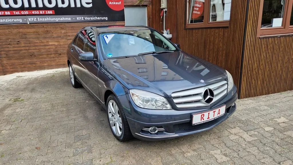 Mercedes-Benz C 230