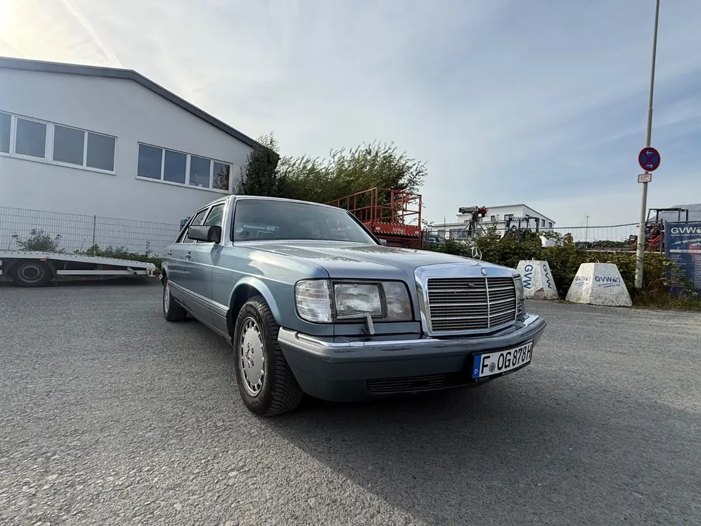 Mercedes-Benz S 300