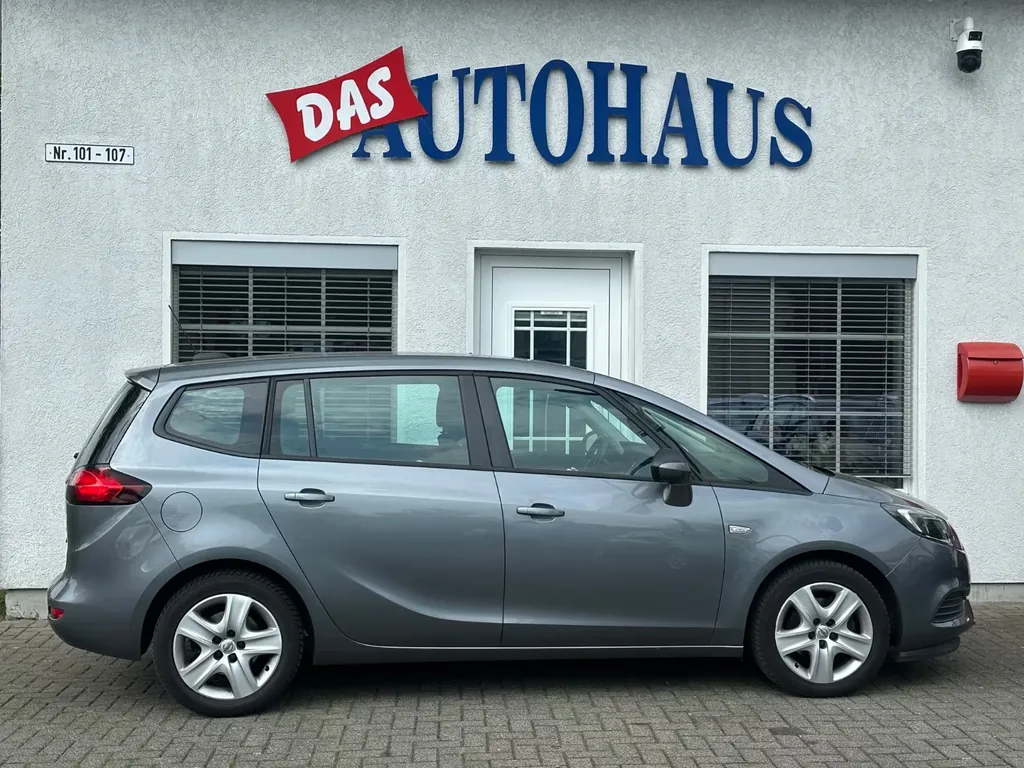 Opel Zafira Tourer