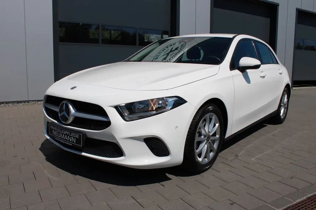 Mercedes-Benz A 200