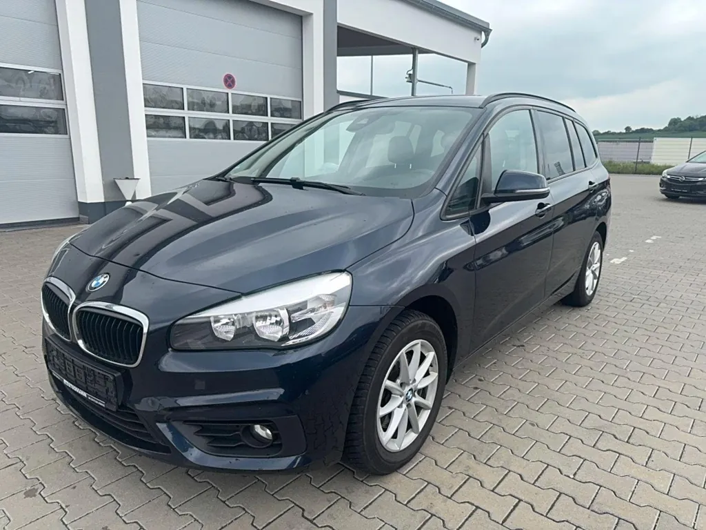 BMW 218