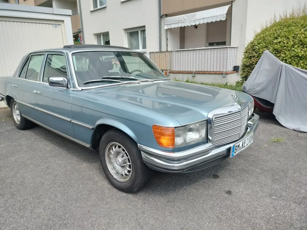 Mercedes-Benz 280