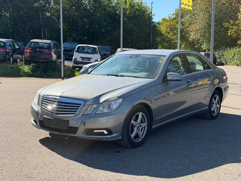 Mercedes-Benz E 250