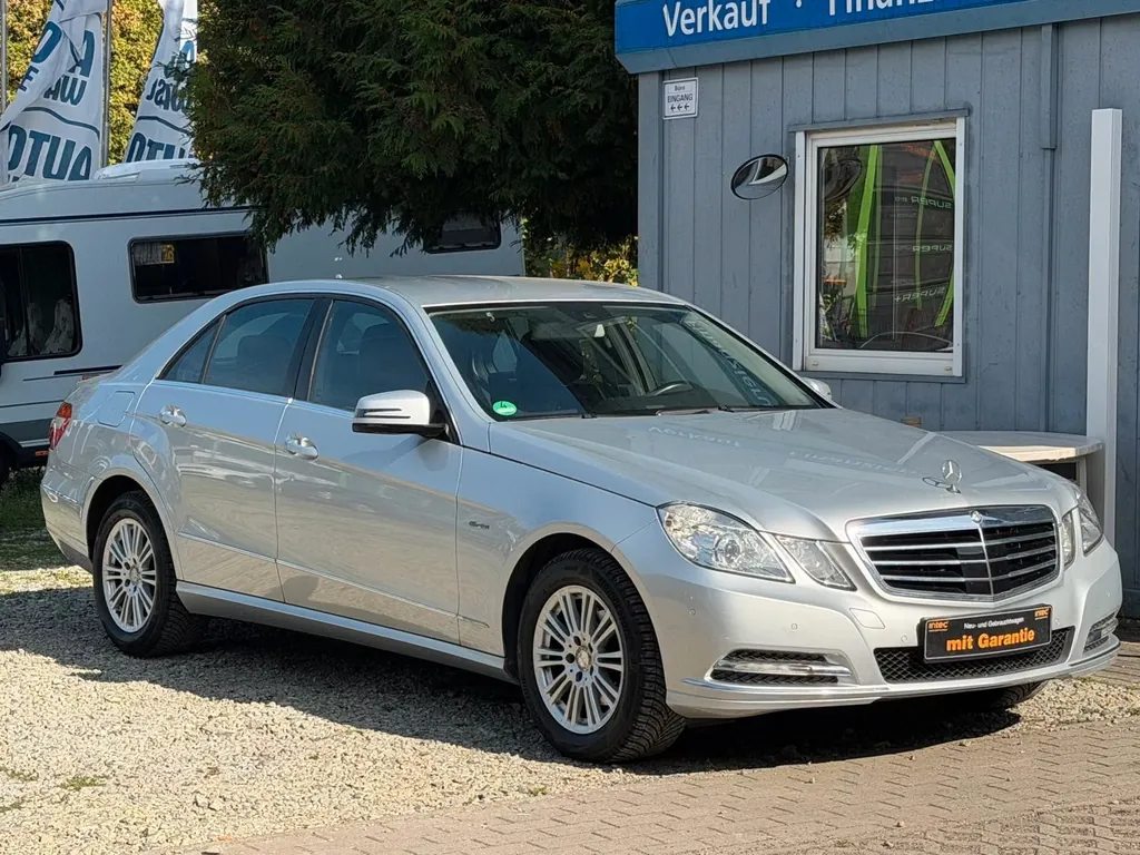 Mercedes-Benz E 220