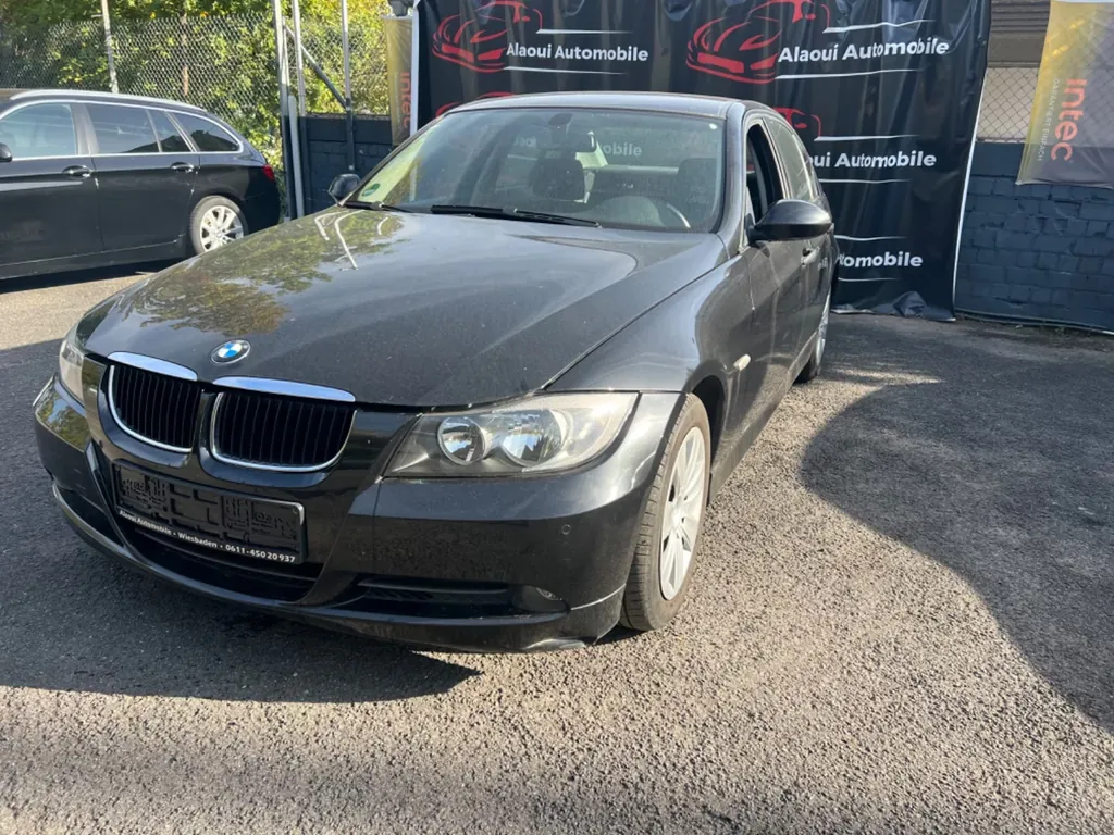 BMW 320