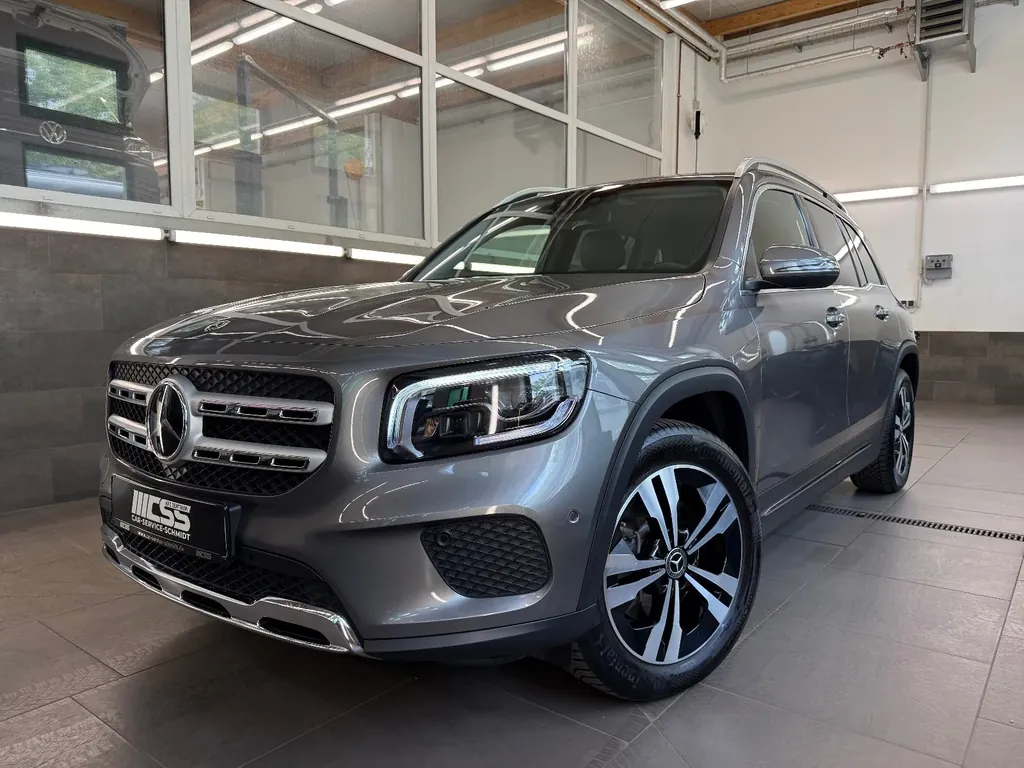 Mercedes-Benz GLB 200