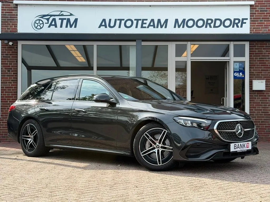 Mercedes-Benz E 220