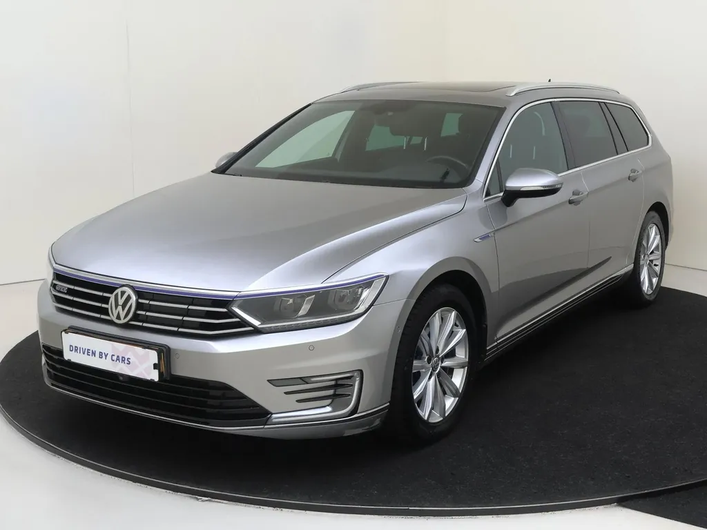 VW Passat Variant