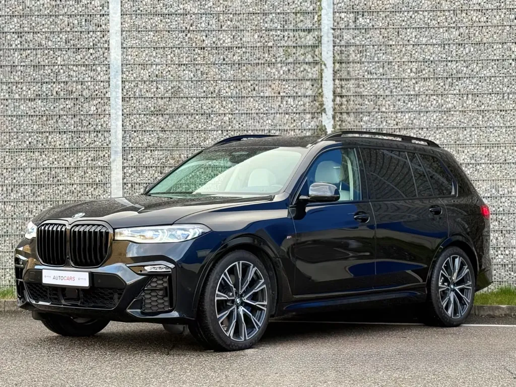 BMW X7 M50