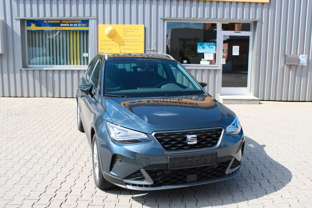 Seat Arona
