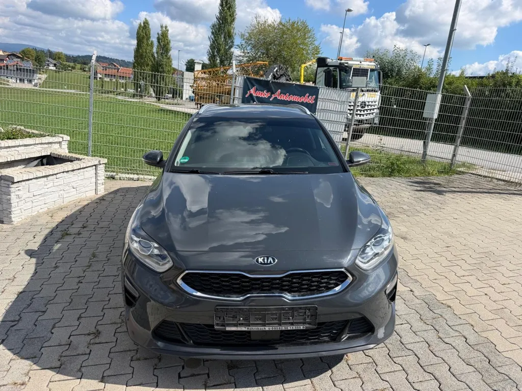 Kia Andere