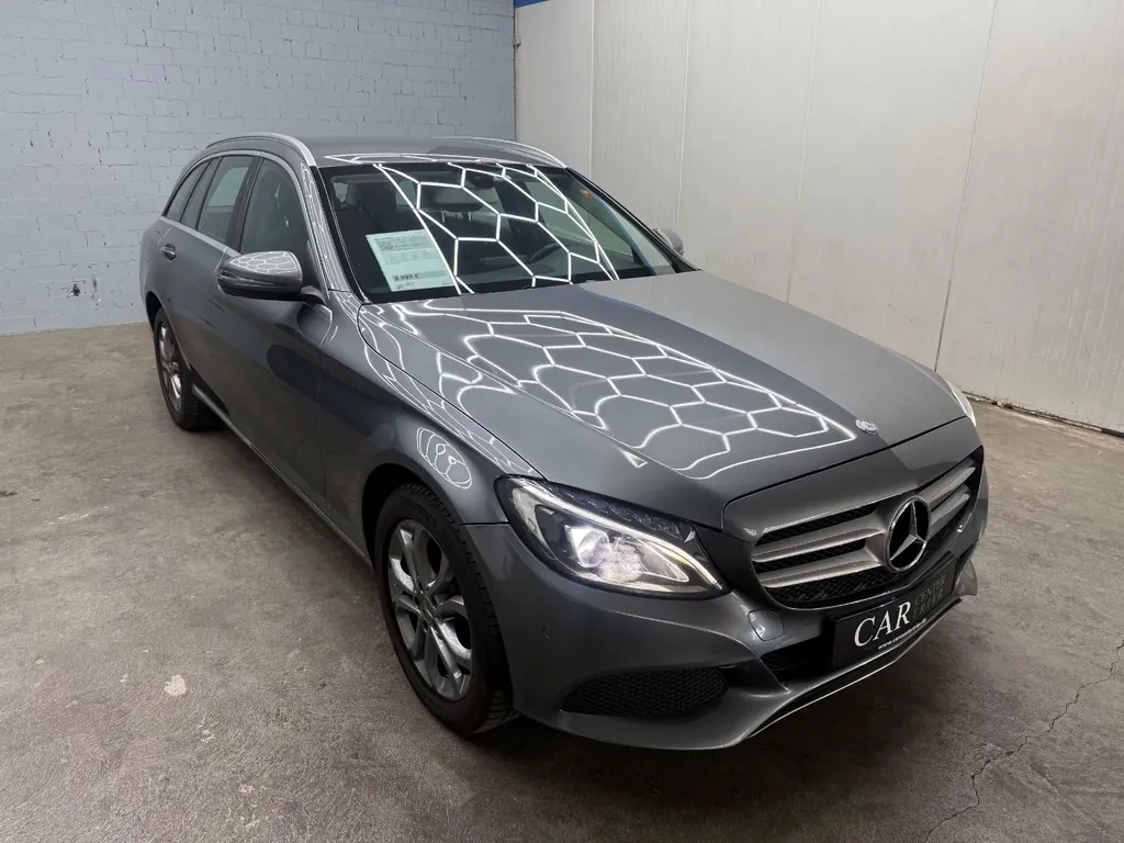 Mercedes-Benz C 220