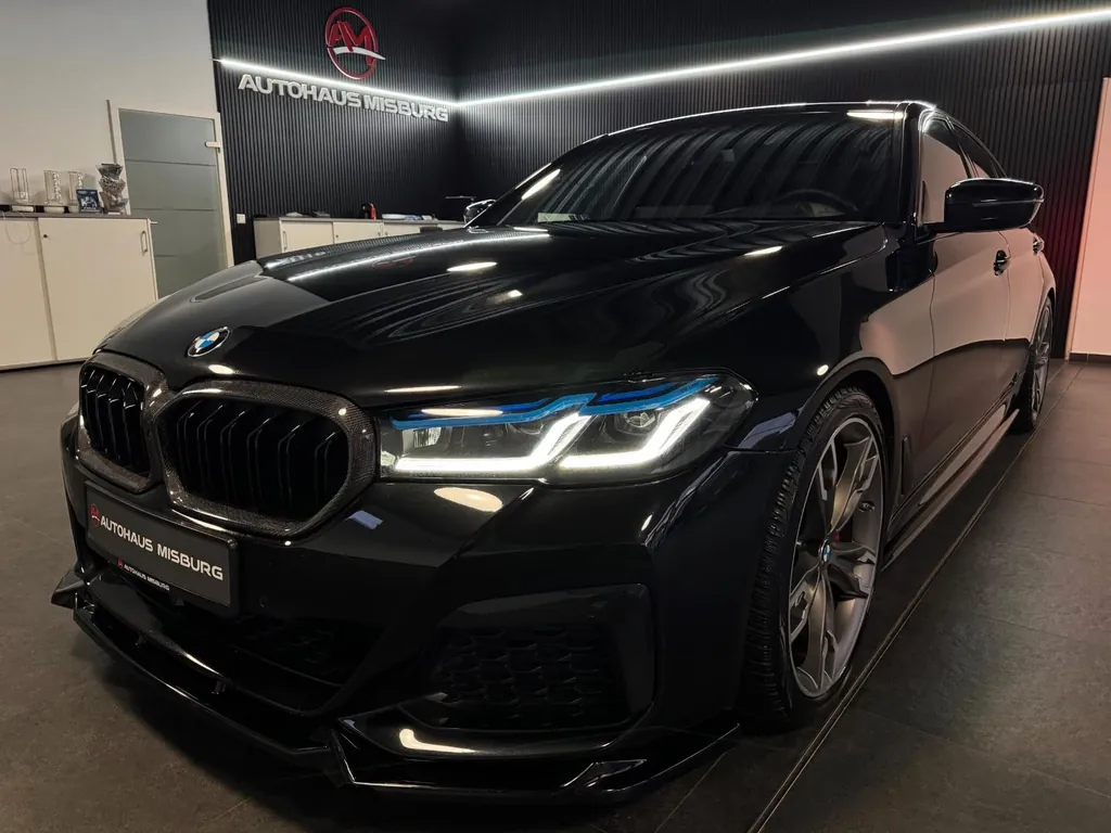 BMW M550
