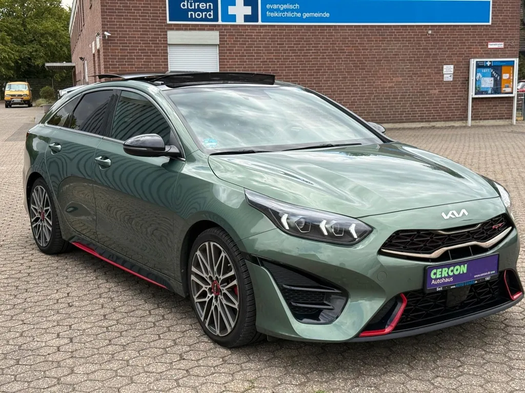Kia pro cee'd / ProCeed