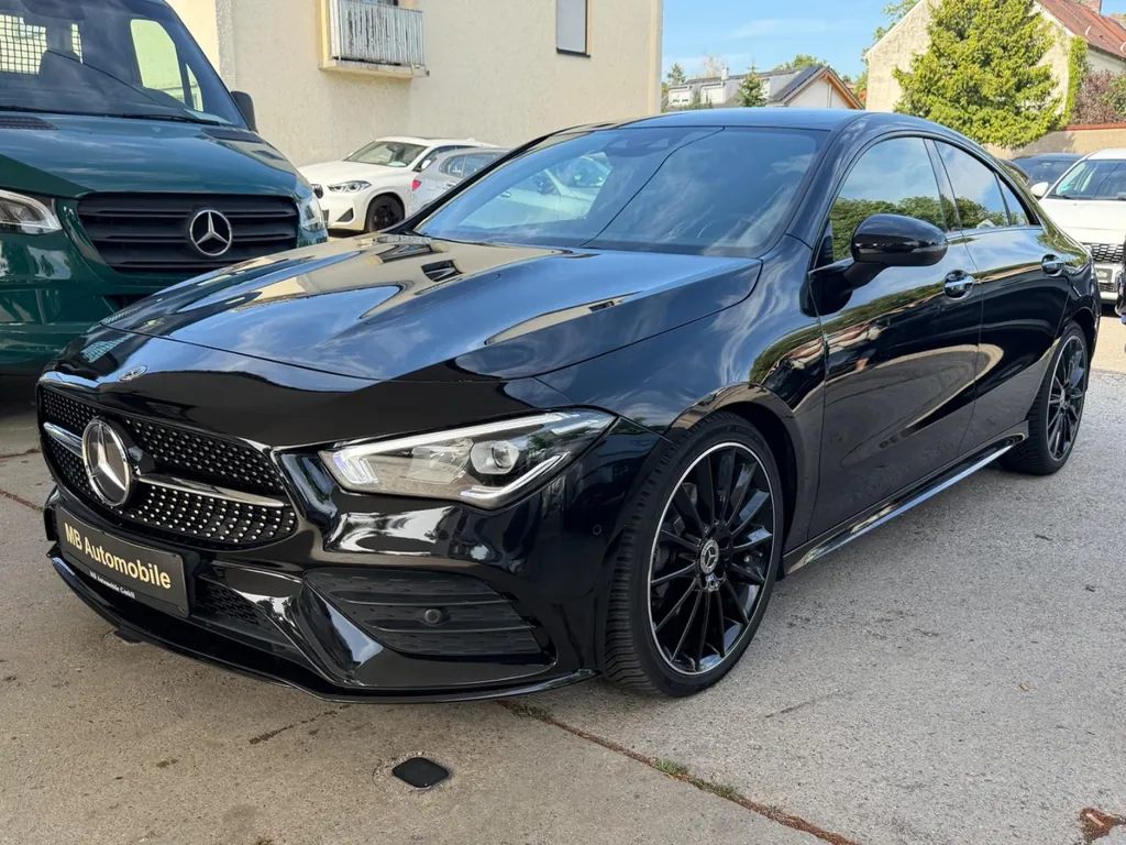 Mercedes-Benz CLA 200