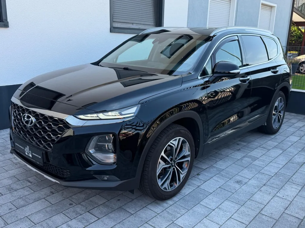 Hyundai SANTA FE