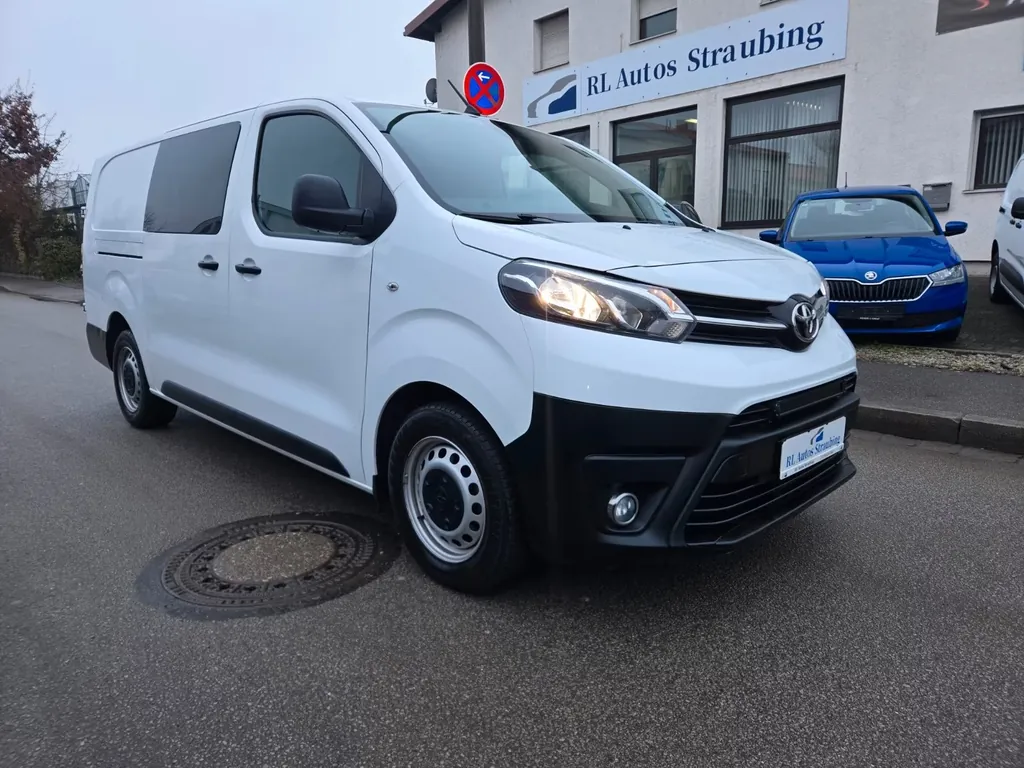 Toyota Proace (Verso)