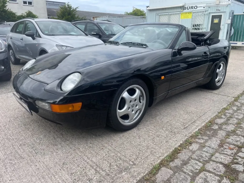 Porsche 968