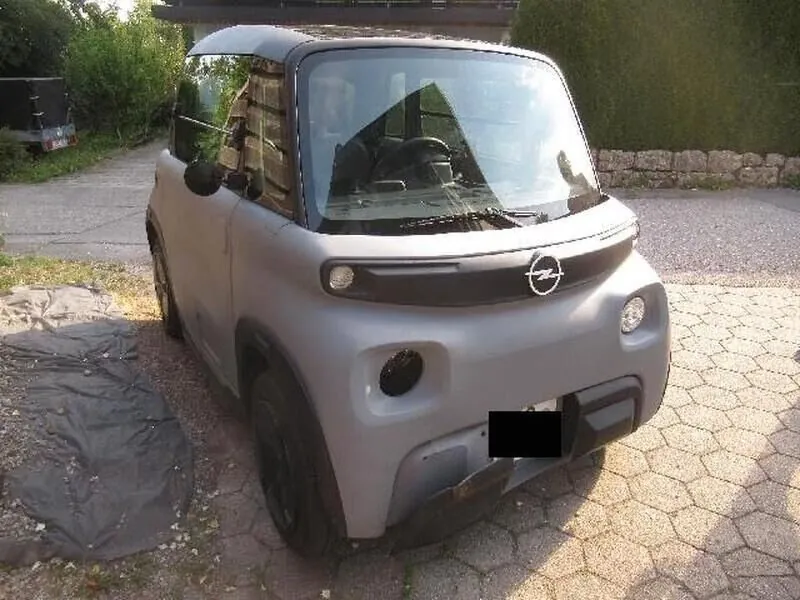 Opel Rocks-e