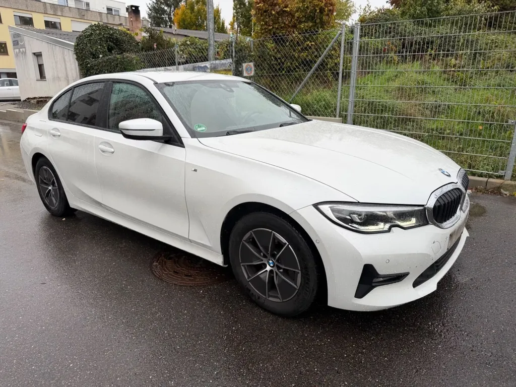 BMW 320