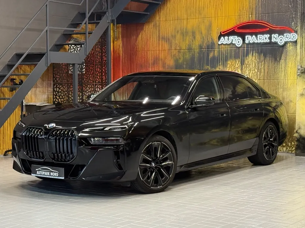 BMW 740