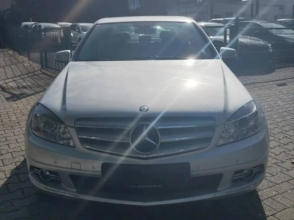 Mercedes-Benz C 200 C 200 CGI BlueEfficiency (204.048)